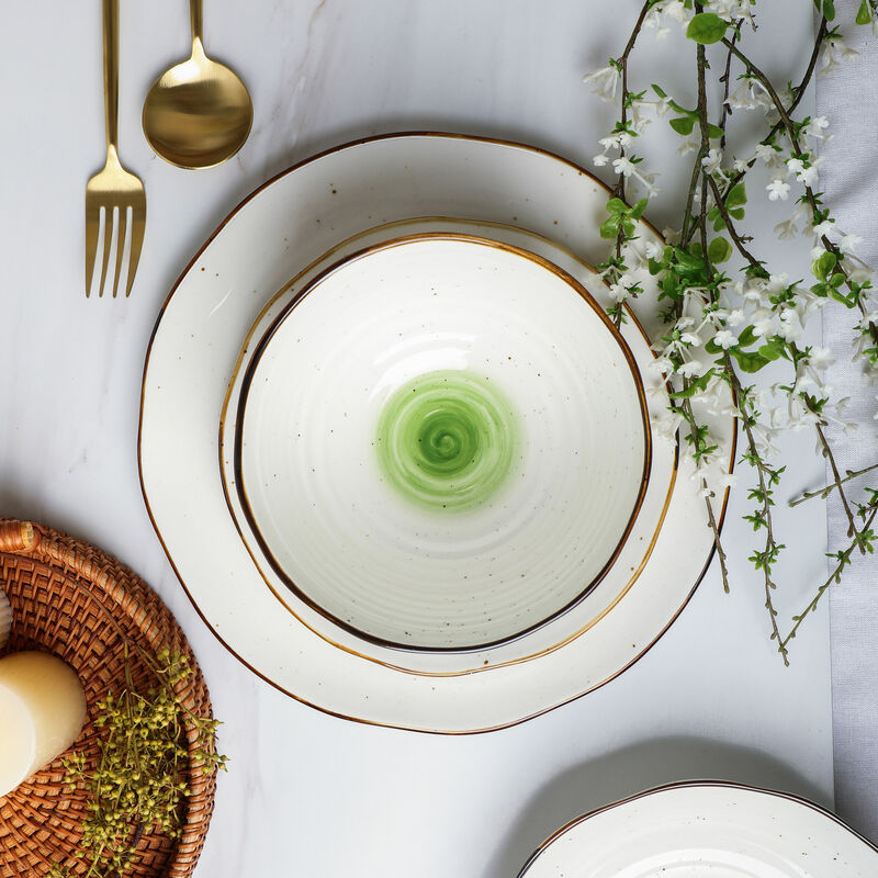 Christian Siriano Luma Porcelain 32 Piece Dinnerware Set