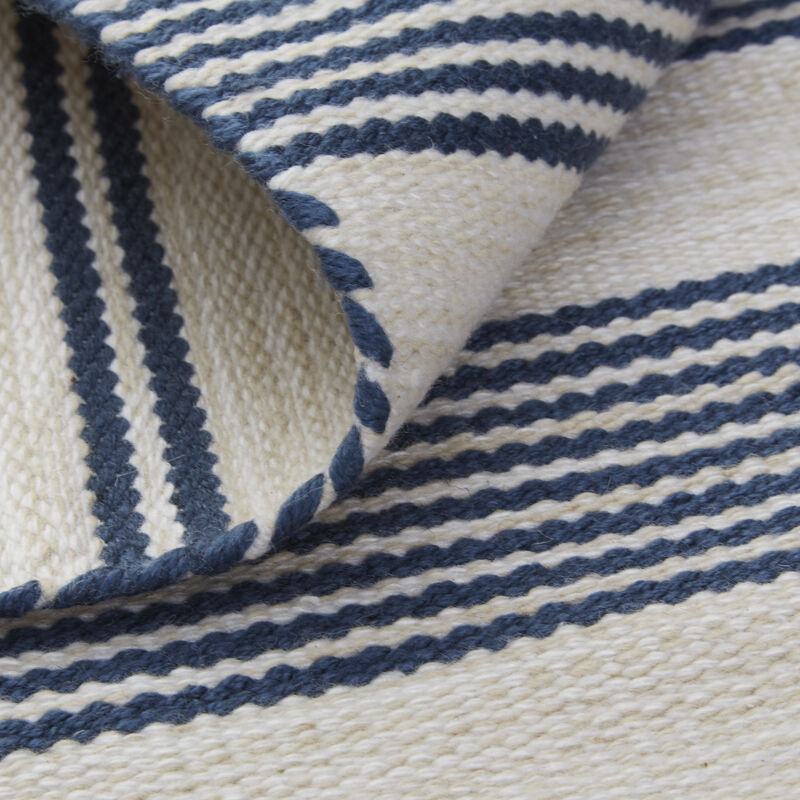 Duprine 0560F White/Ivory/Blue 4' x 6' Rug