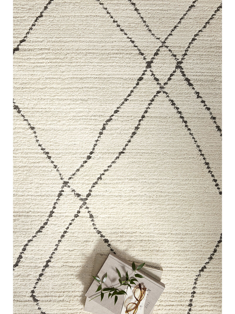 Fabian FAB02 Ivory/Charcoal 4' x 6' Rug