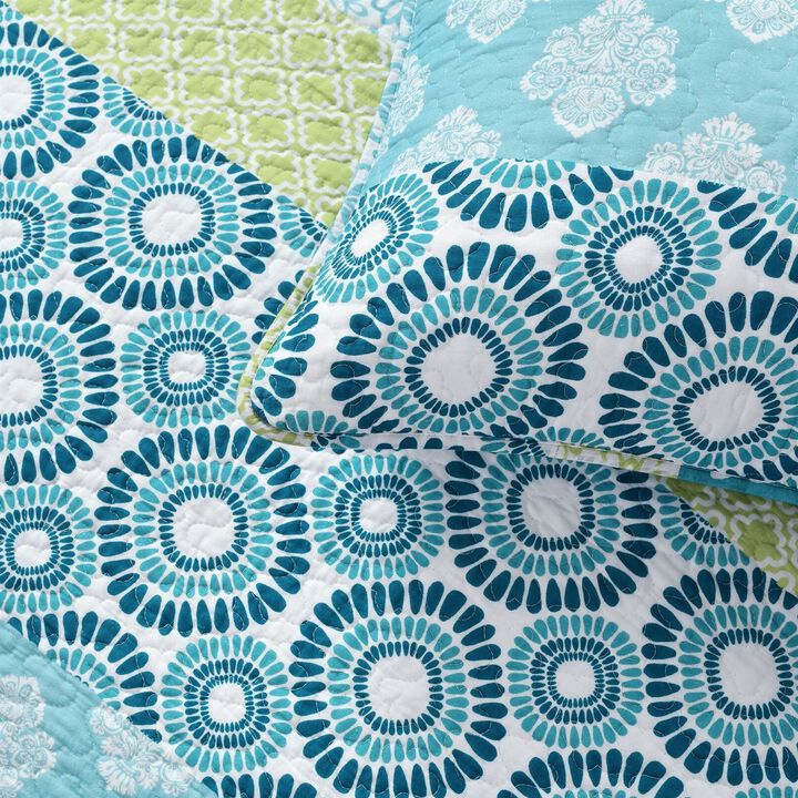 Hivvago King size Cotton 3 Piece Reversible Blue White Green Floral Damask Quilt Set
