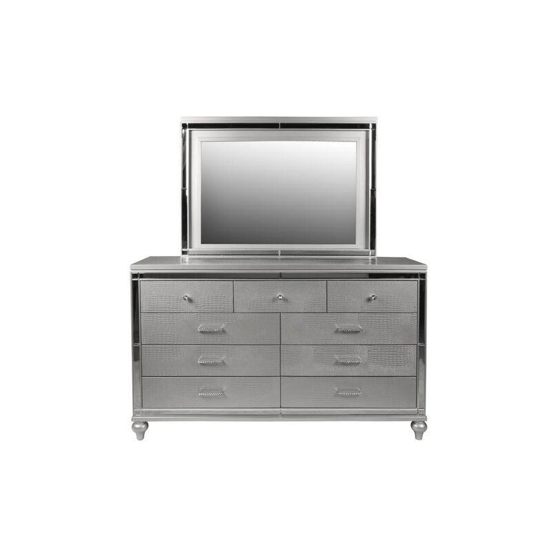 New Classic Furniture Furniture Valentine Solid Wood Dresser with 9 Drawers in Silver