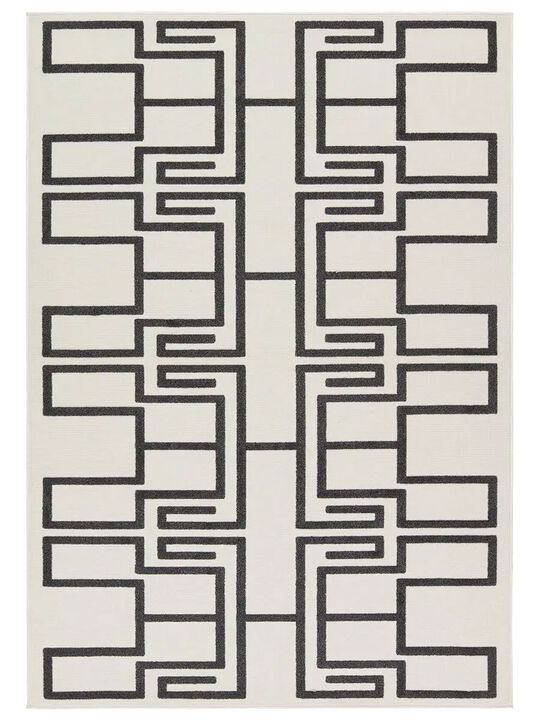 Kysa Odion White 5'3" x 7'6" Rug
