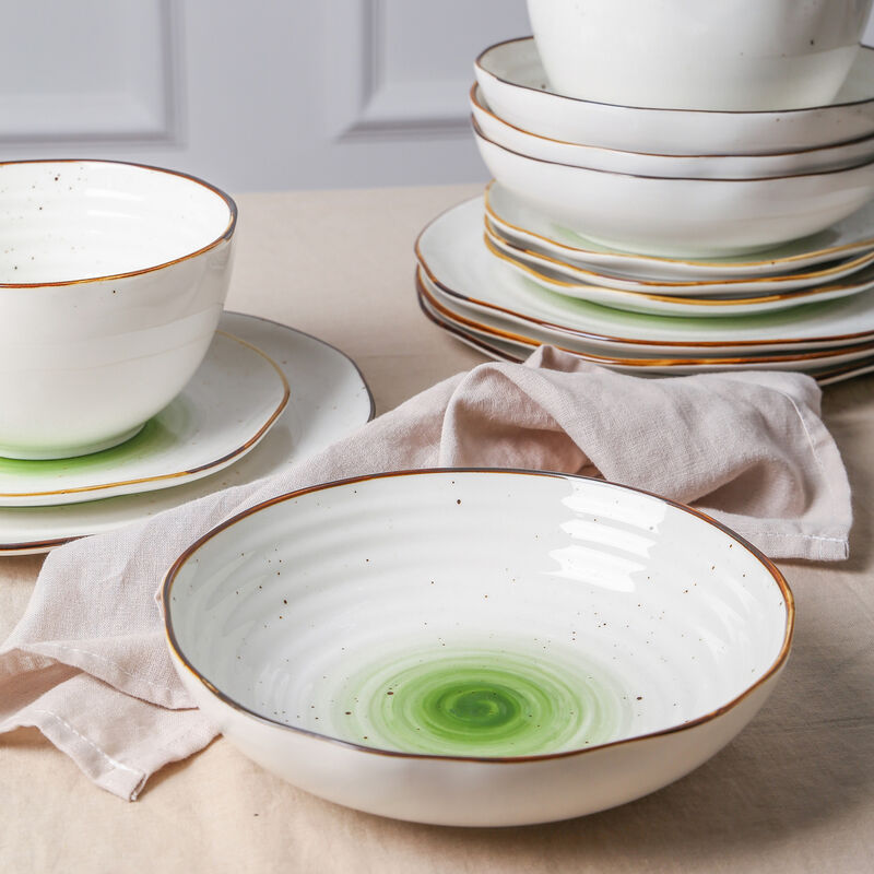 Christian Siriano Luma Porcelain 32 Piece Dinnerware Set