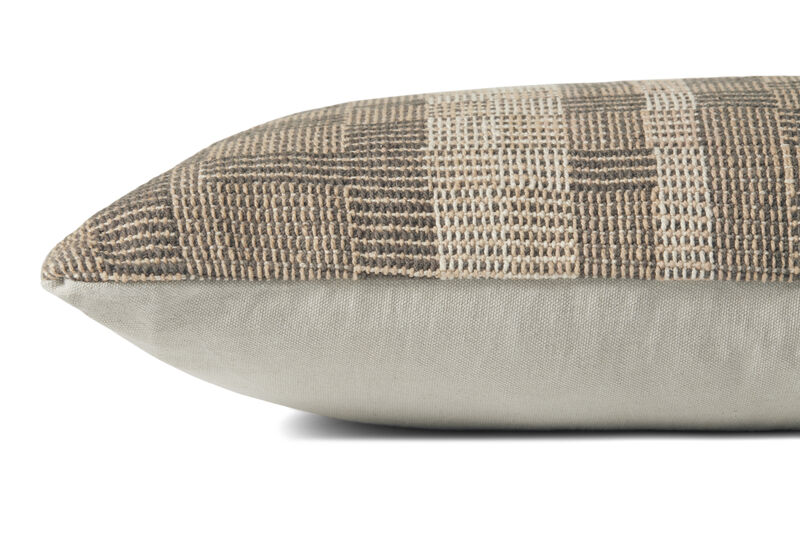 Bea PAL0021 Pillow Collection by Amber Lewis x Loloi