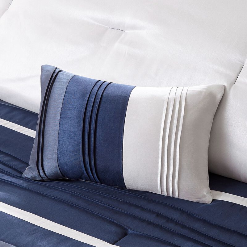 Gracie Mills Madge 7-Piece Traditional Comforter Set - Queen