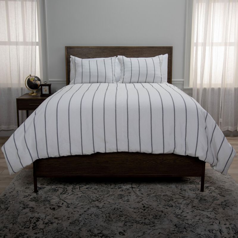 BC7070 Comforter Set