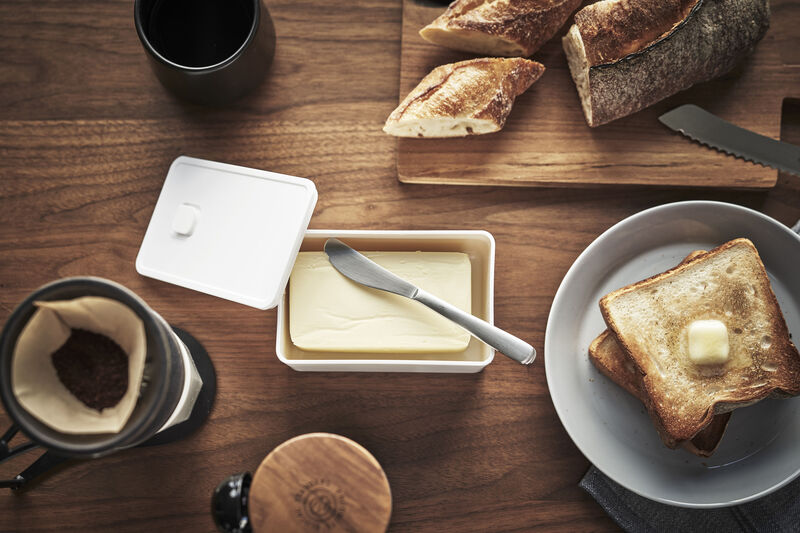 Vacuum-Sealing Butter Dish