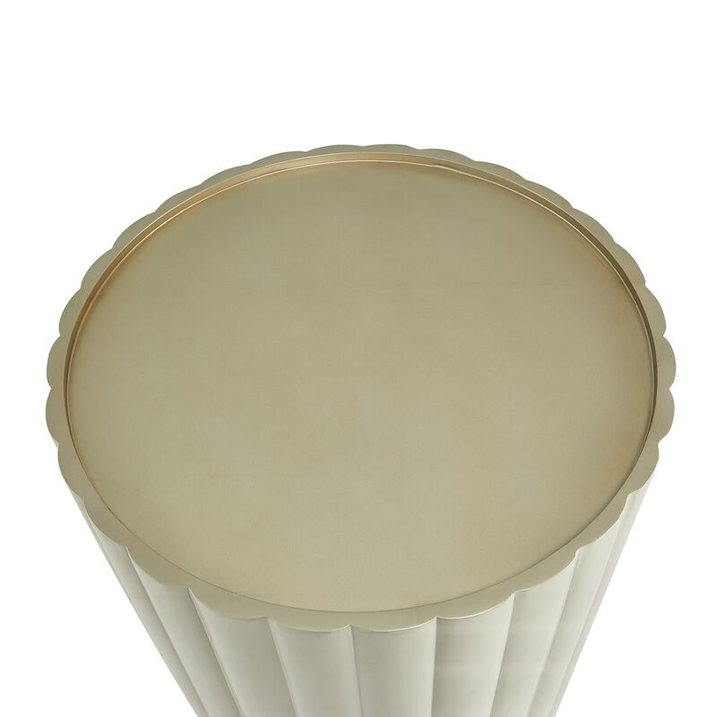 Michael Amini Malibu Crest Round Dining Table - Chardonnay